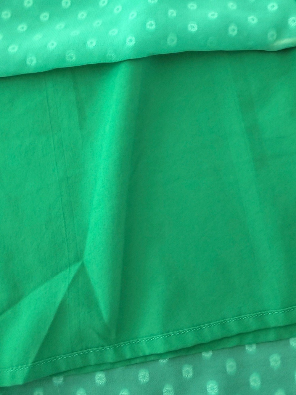 Dora Landa Green Textured Dot Chiffon Blouse - Picture 3 of 6